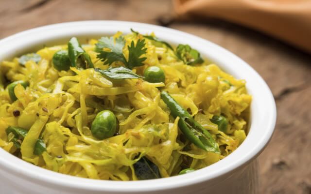Quick Spiced Patta Gobi (Cabbage) — Made with moji masala® Gobi Masala